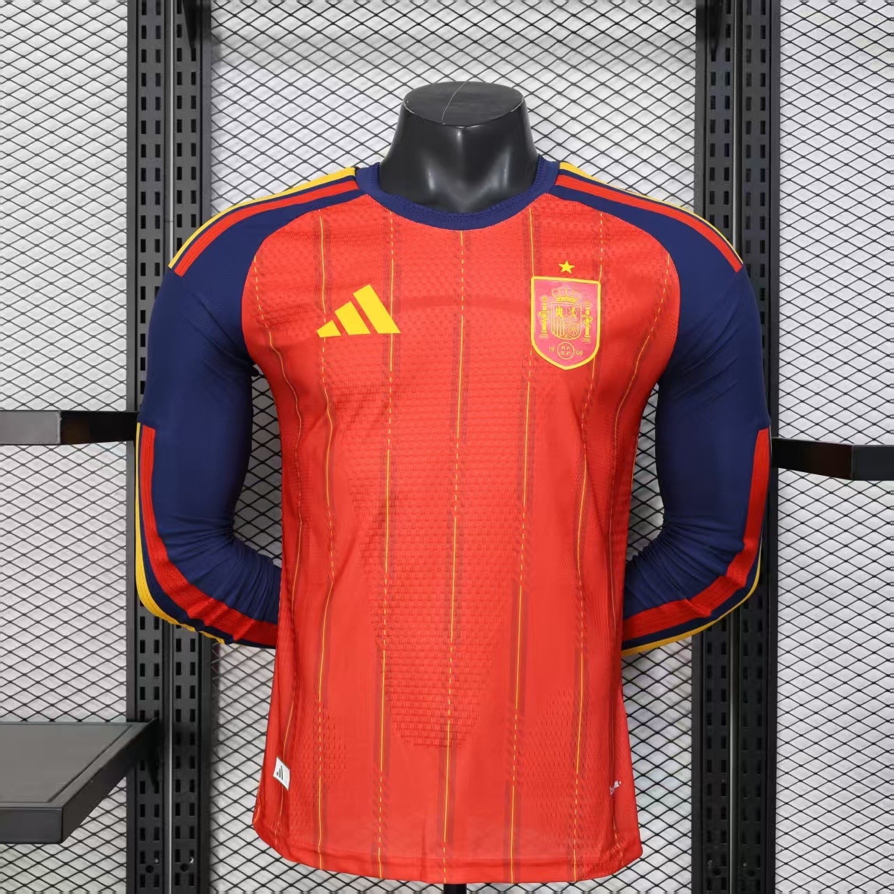 2026 World Cup jersey, Spain, home team, long-sleeved, player version