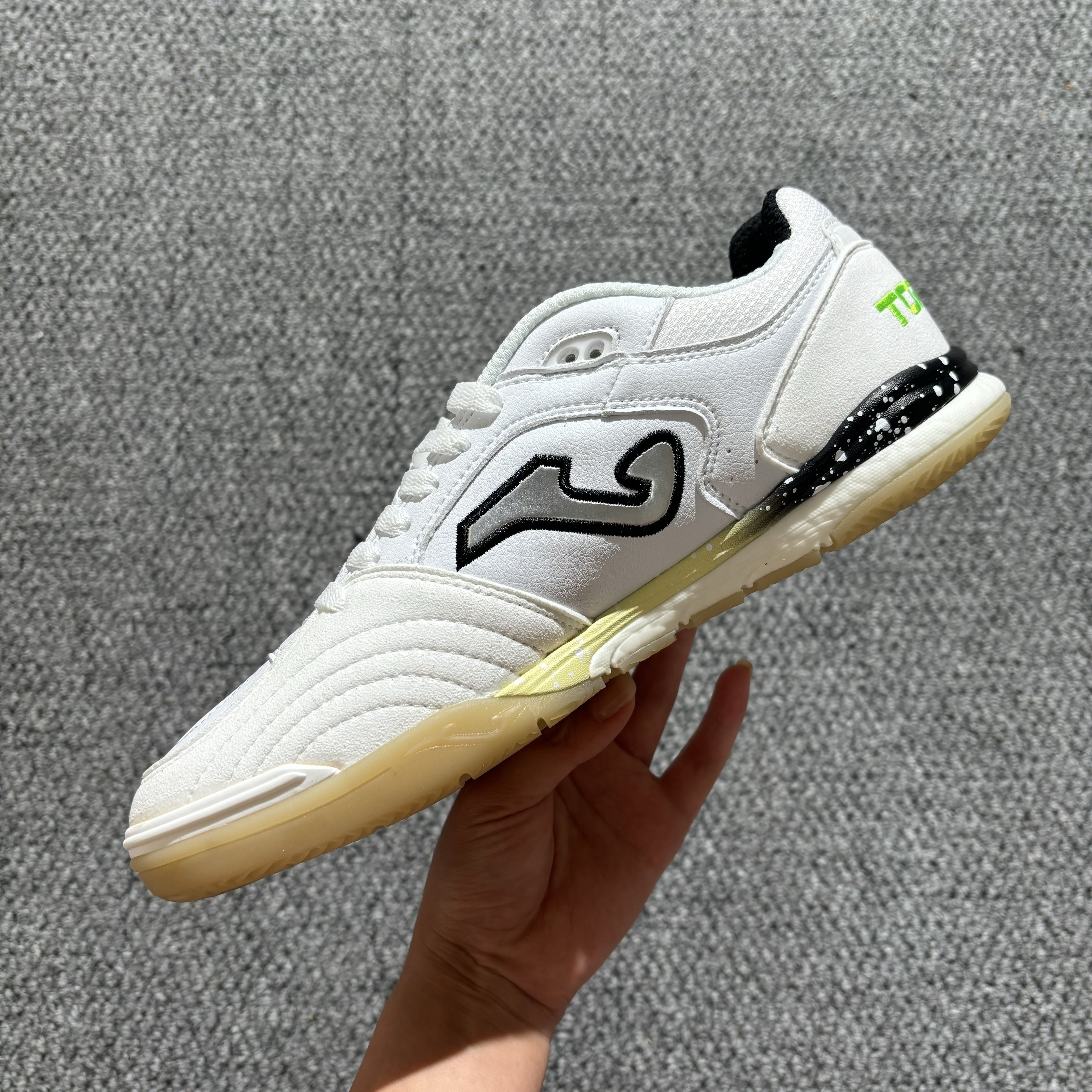 JOMA IC Indoor Soccer Shoes - MD Flat Sole