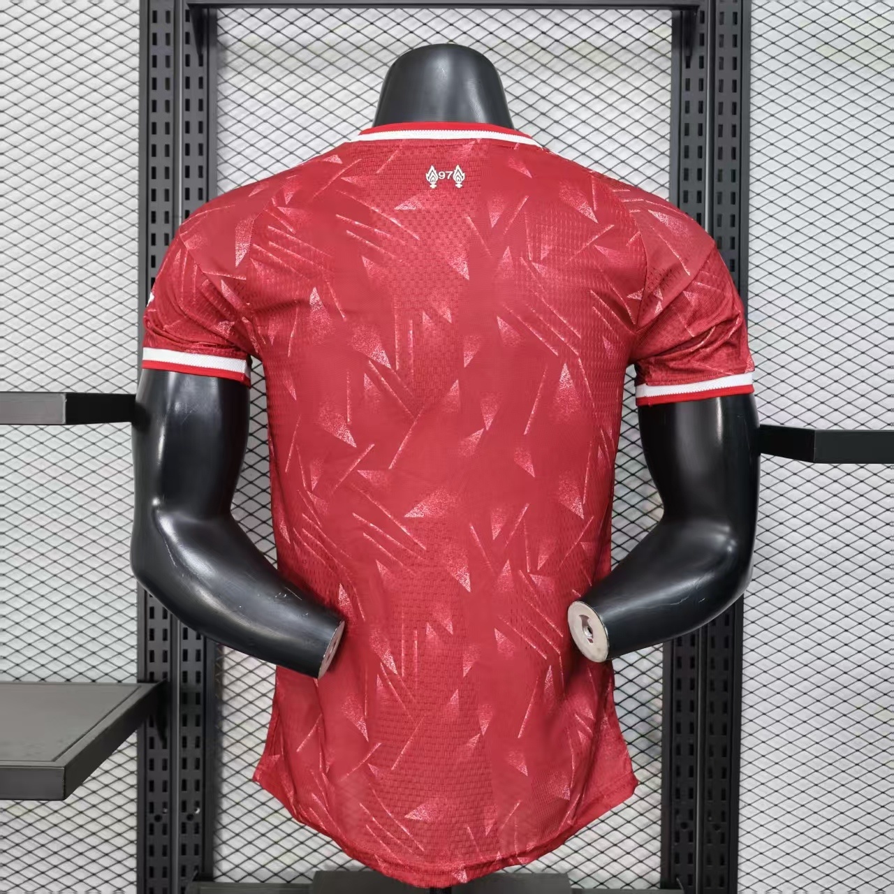 Liverpool home 26-27 player version