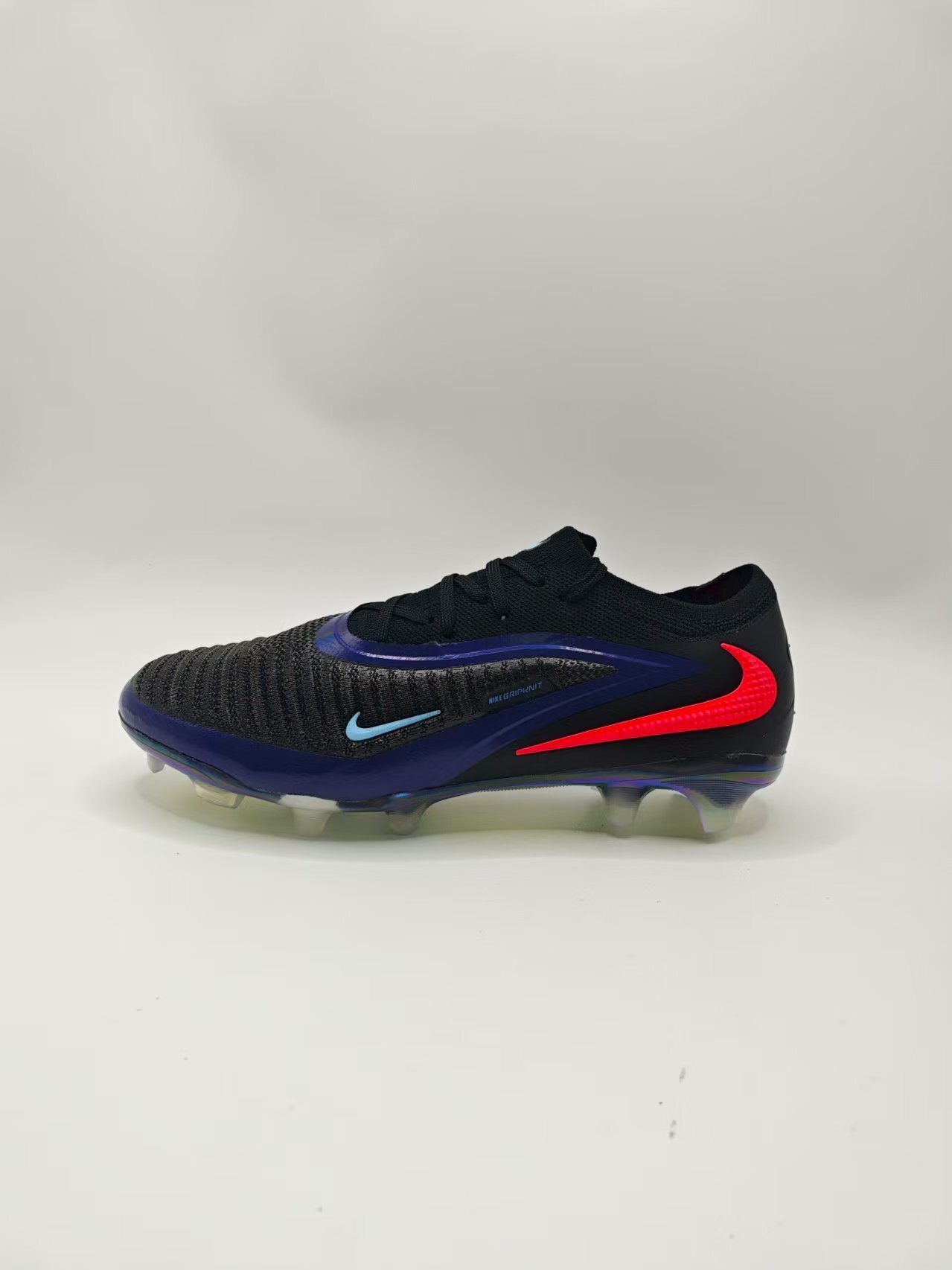 Nike Phantom GX III Low-Top Double-Layer Waterproof Fish Thread Full Knit FG Soccer Cleats